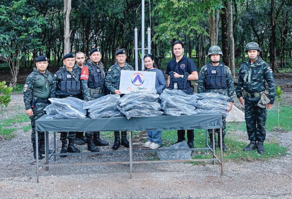 "มาดามหยก" ส่งรองหัวหน้าพรรค ช่วยน้ำท่วม-สนับสนุนทหารชายแดน