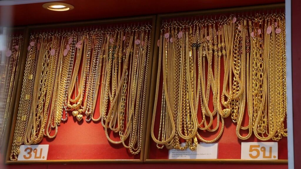 คู่รักขอนแก่นคิดหนัก ทองราคาพุ่ง ต้นทุนเพิ่ม