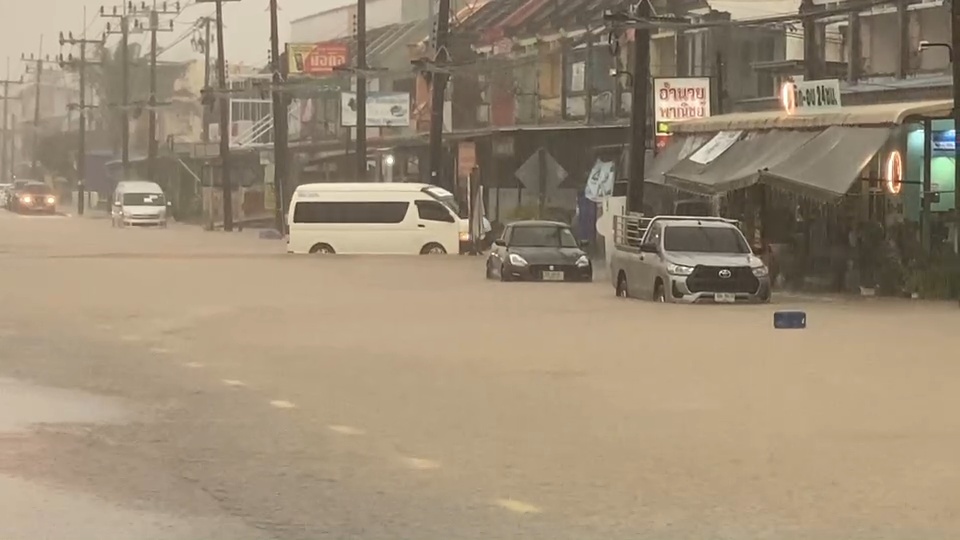 พังงาฝนหนัก น้ำท่วมซ้ำซาก แหล่งท่องเที่ยวเขาหลัก 