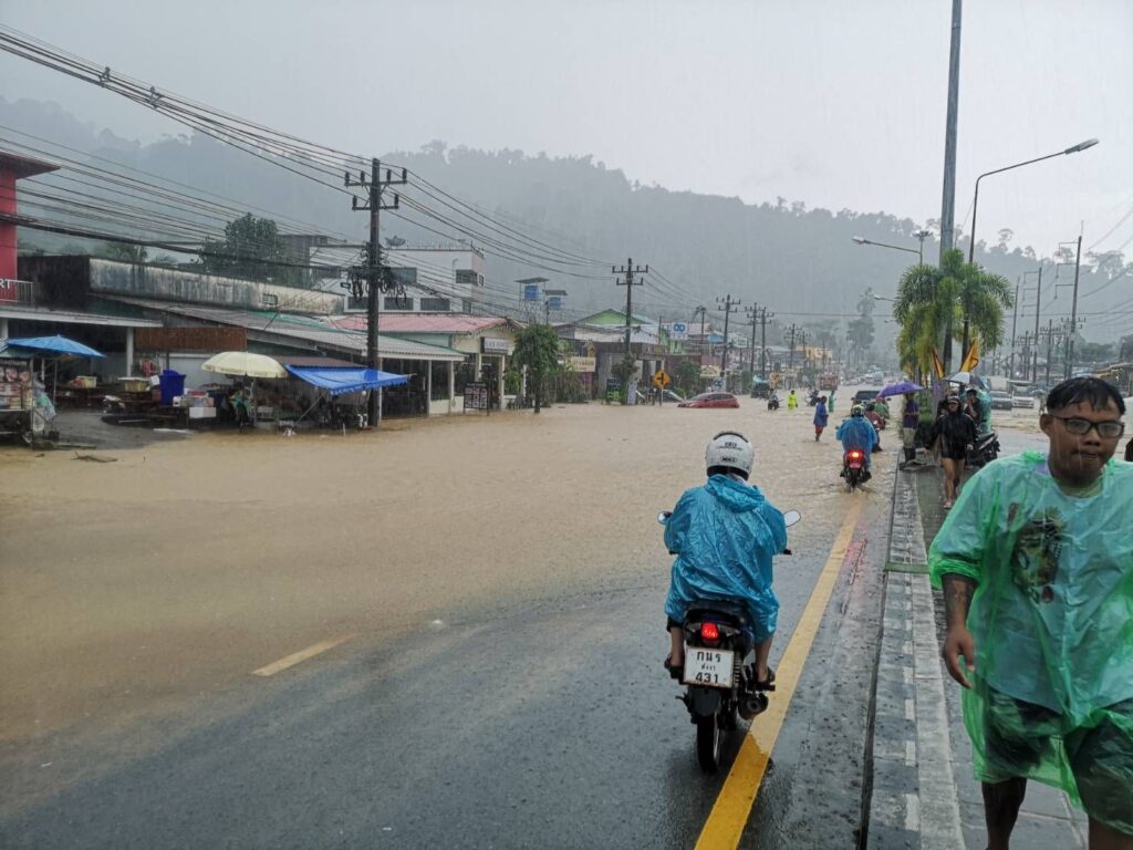 น้ำป่าจากเทือกเขาหลัก เขาโตน ไหลหลากท่วมหนักสุดรอบ20 ปี