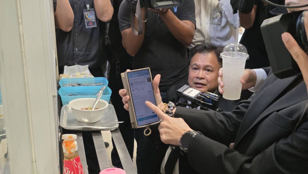 "สันติ" ขอทุกแพลตฟอร์มออนไลน์ คุมราคาอาหาร "คนละครึ่งพลัส"