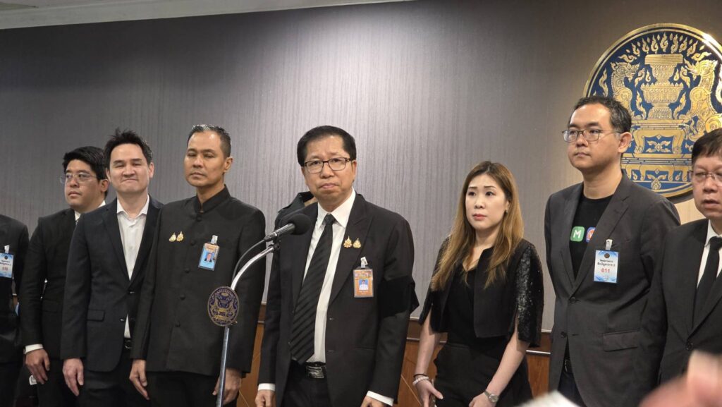 "สันติ" ขอทุกแพลตฟอร์มออนไลน์ คุมราคาอาหาร "คนละครึ่งพลัส"