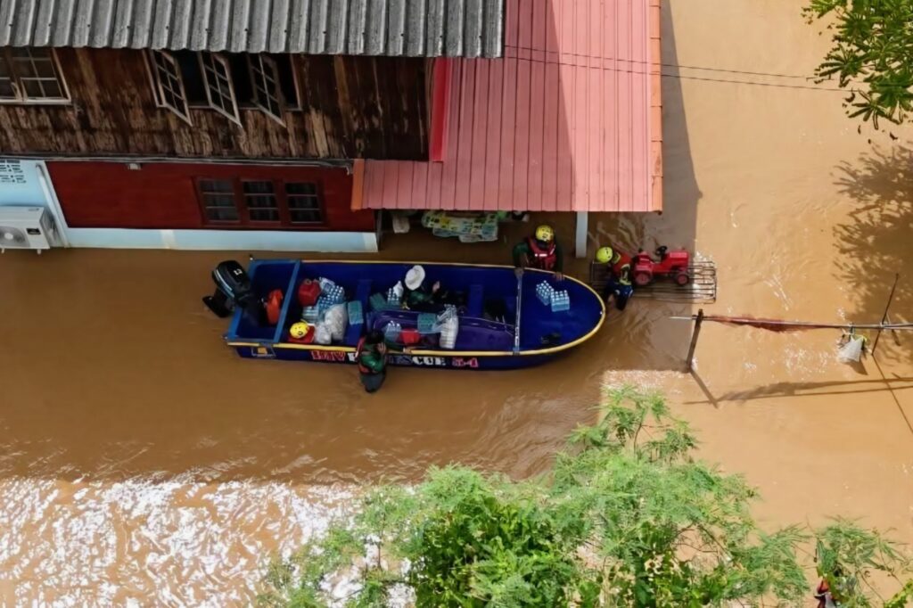 น้ำท่วมหล่มสักยังไม่คลี่คลาย ระดับน้ำแม่น้ำป่าสักยังสูง