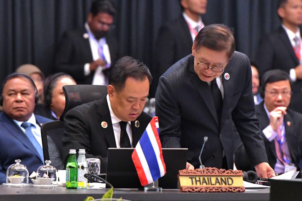 นายกฯ ชงแนวทางมั่นคง 3 เสา ขับเคลื่อนอาเซียนบวกสาม