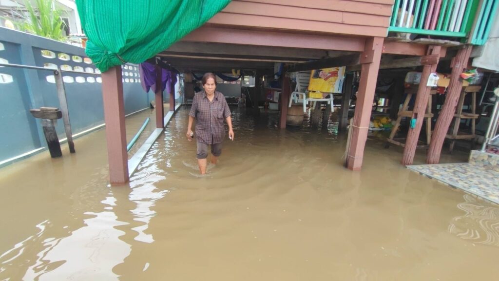 ชาวบ้านริมเจ้าพระยา ผวาซ้ำรอยปี 54 กรมชลเตรียมปล่อยน้ำเพิ่ม