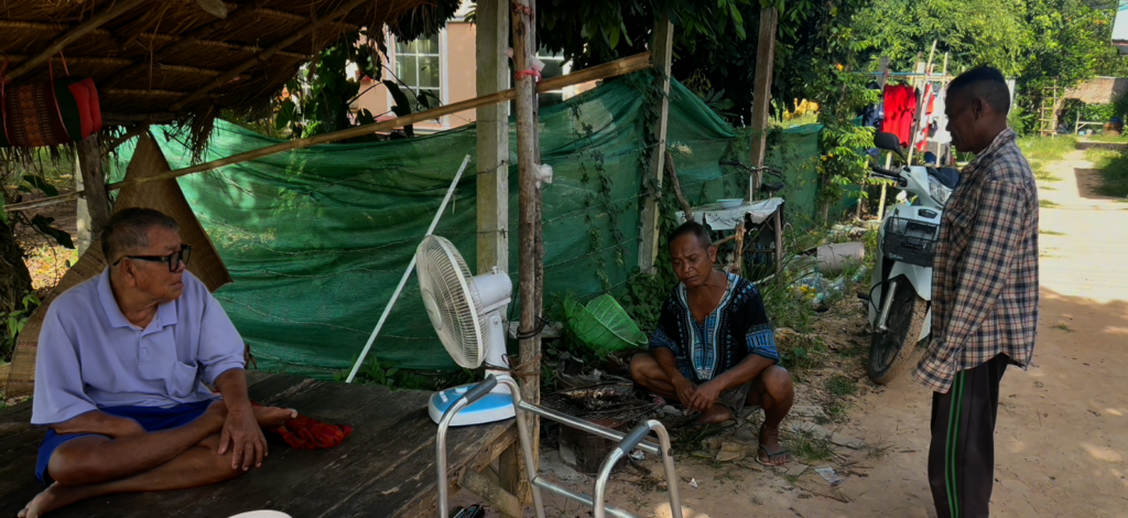 ชาวบ้านภูมิซรอล ระแวง "ฮุน มาเนต" ไม่เชื่อใจเขมร 