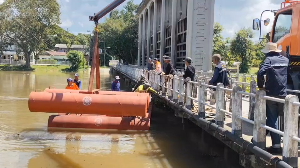 น้ำลำมูลเพิ่มสูง ล้นเขื่อนพิมาย-เร่งย้ายเจ้าแม่ไทรงามหนีน้ำท่วม