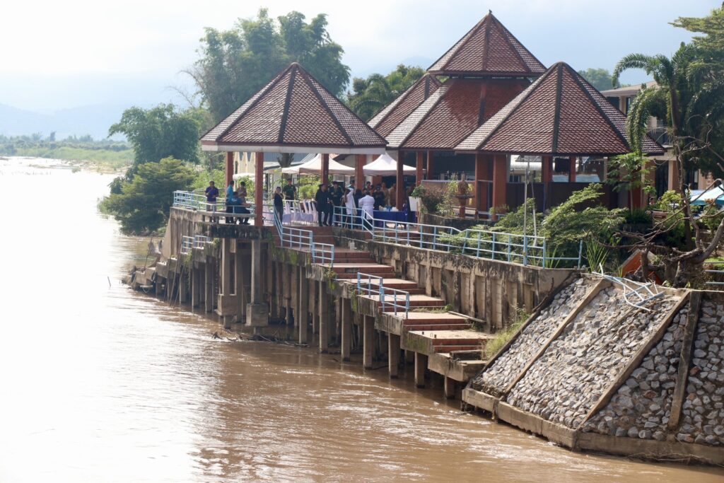 "สุชาติ" ดูสารปนเปื้อนแม่น้ำกก ไม่เอาชาวบ้านเป็นหนูทดลอง