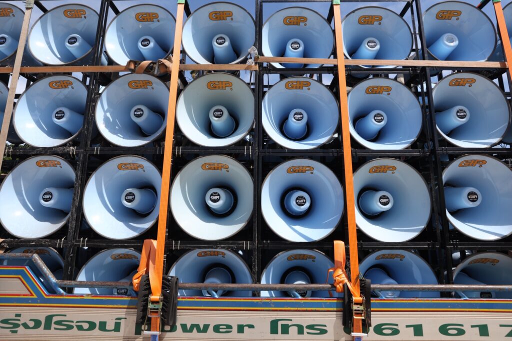 รถเครื่องเสียงขนาดใหญ่ นัดรวมตัวบ้านหนองจาน