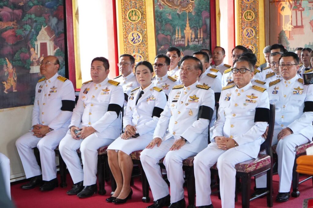 กกต.ทอดกฐินพระราชทาน วัดชินวรารามวรวิหาร