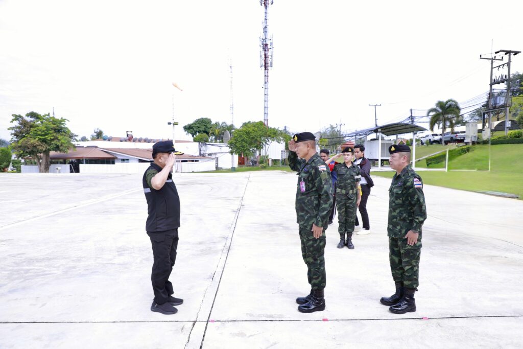 "บิ๊กเล็ก" ลงใต้ย้ำเดินหน้าบูรณาการทุกภาคส่วน สร้างความสงบสุข