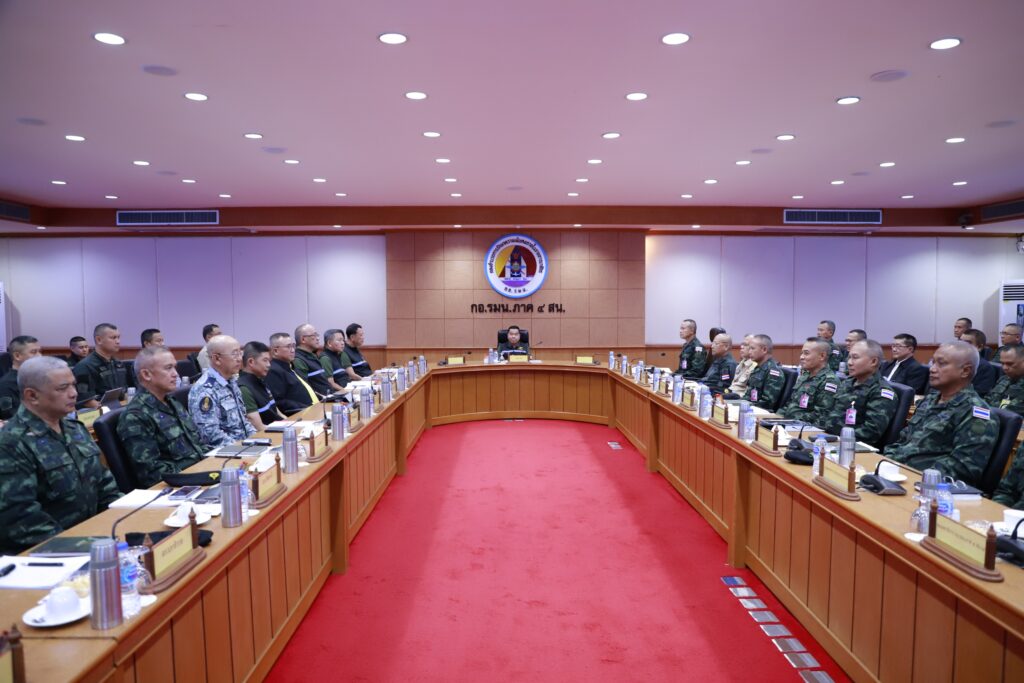 "บิ๊กเล็ก" ลงใต้ย้ำเดินหน้าบูรณาการทุกภาคส่วน สร้างความสงบสุข