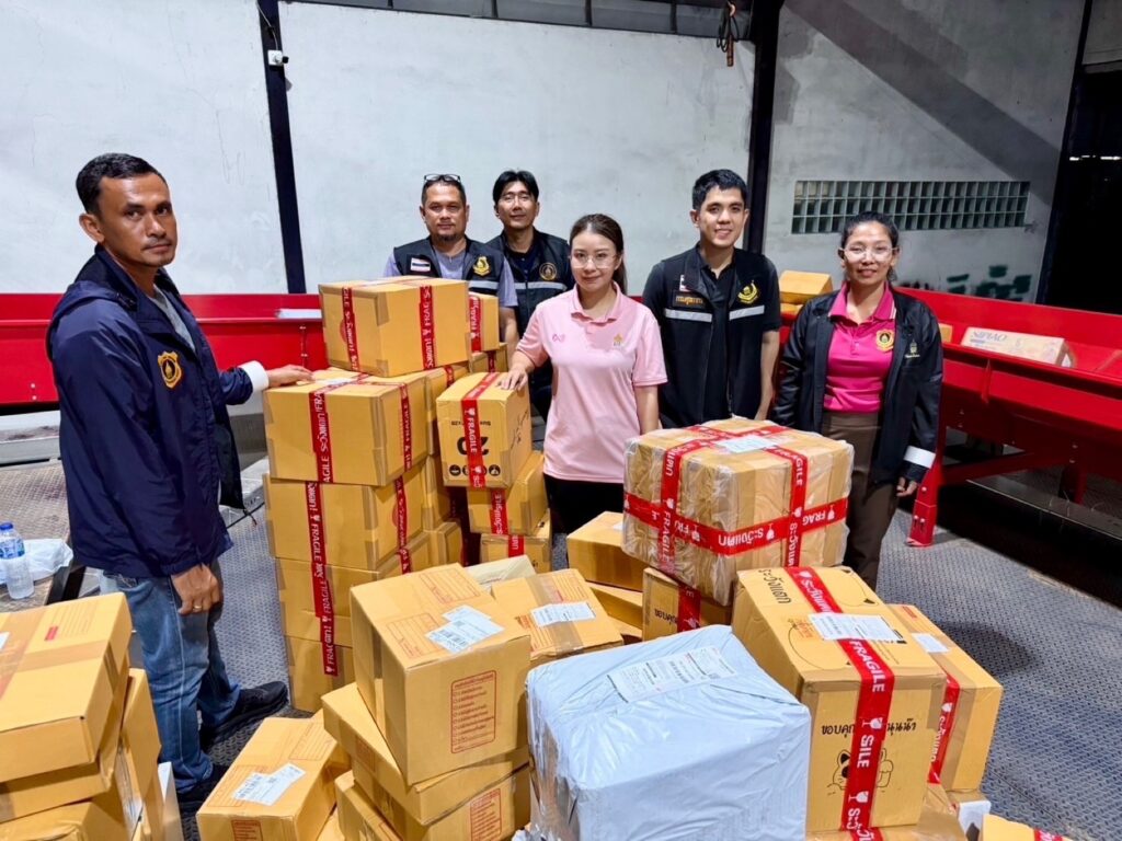 กรมศุลฯภ.4 จับบุหรี่ไฟฟ้า-บุหรี่เถื่อน-บาลากู่ มูลค่า106 ล้านบาท 