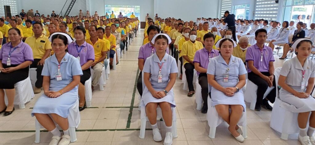  ในหลวงพระราชทาน 42 ล. รพ.พนมดงรักสร้างอาคารเสียหาย เหตุปะทะเขมร