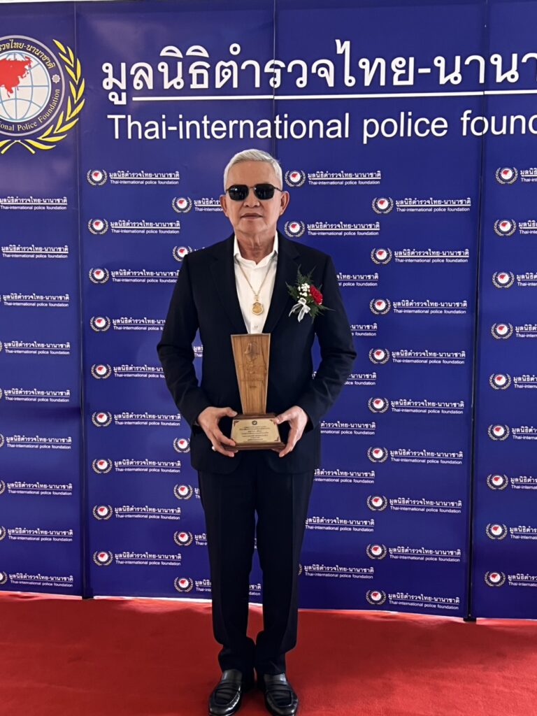 มอบรางวัล นายกสมาคมกีฬาตาบอดฯ สาขาผู้บริหารองค์กร