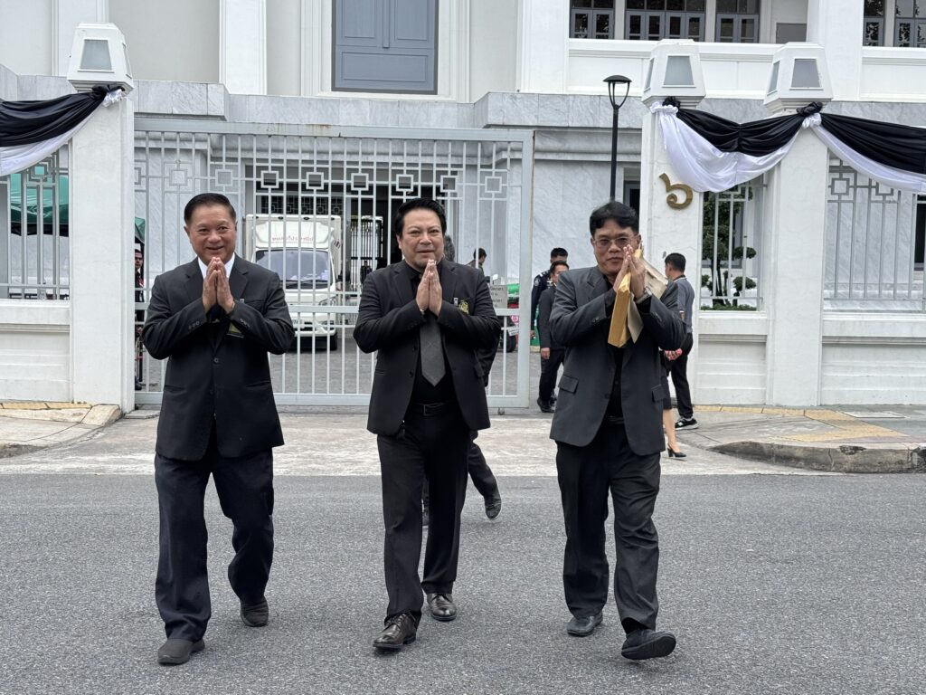 สว.สำรอง ร้องศาลคดีเลือกตั้งให้สว.ชุดปัจจุบัน 136 คนหยุดปฏิบัติหน้าที่