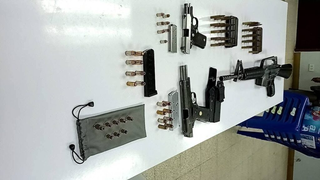 ไปง้อสาว! ขนM16 ปืนสั้น 2 กระบอก กระสุนเต็มอัตรา