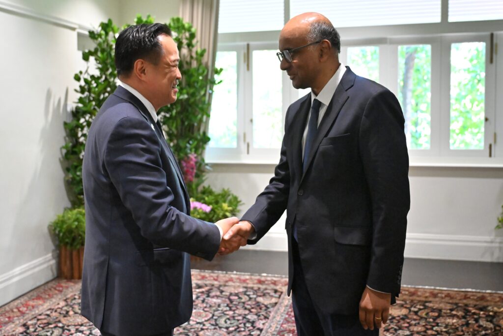 "อนุทิน" เข้าเยี่ยมคารวะประธานาธิบดีสิงคโปร์ ย้ำเป็นมิตรใกล้ชิด