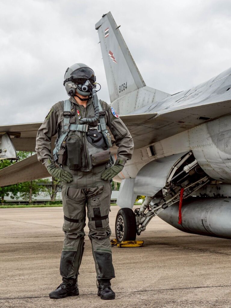 กองทัพอากาศพร้อมมาก! เปิดภาพฝึกซ้อมใหญ่ นักรบทางอากาศ