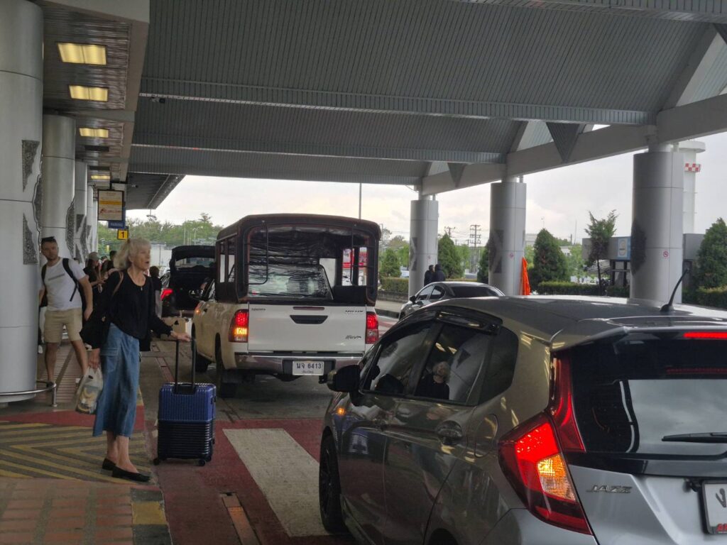 สนามบินเชียงใหม่ พร้อมดูแลผู้โดยสาร เทศกาลลอยกระทง