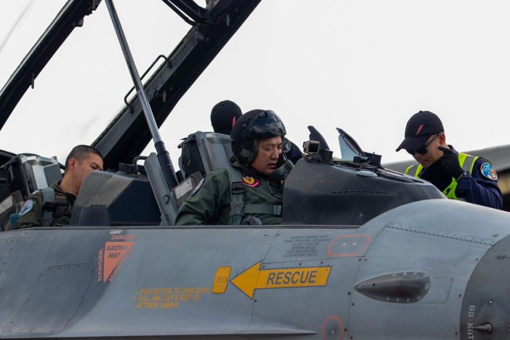 F-16 มาแล้ว ! กองบิน 1 เตรียมพร้อมตลอด 24 ชม.