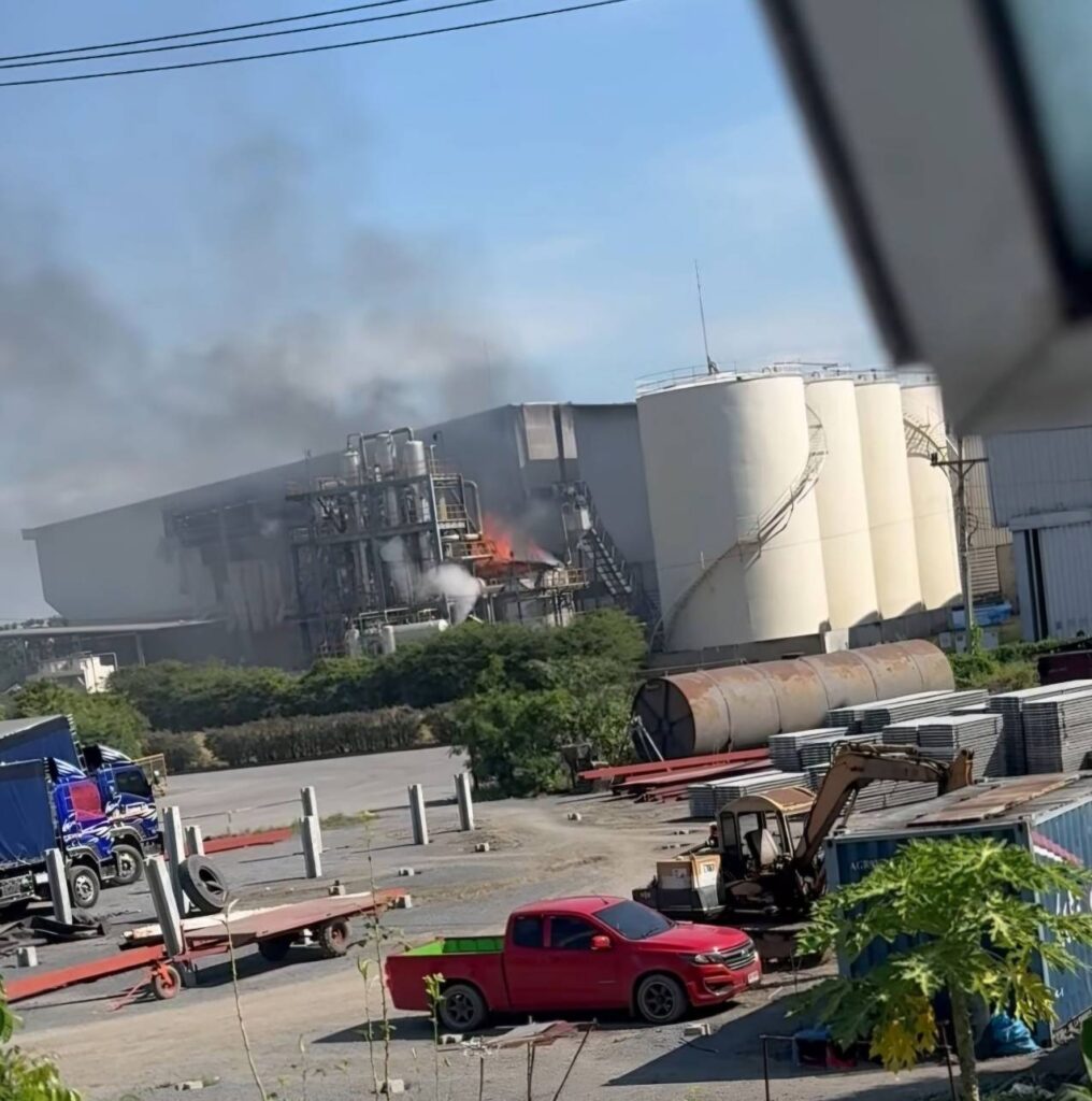 "ธนกร" สั่งติดตามสถานการณ์ ไฟไหม้โรงงานสกัดน้ำมันรำข้าวอย่างใกล้ชิด