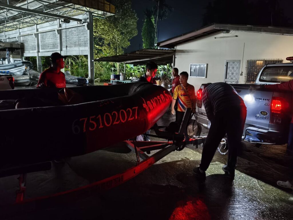 ตรังน้ำสูง 30 ซม.– สงขลาอ่วม น้ำท่วมหนัก