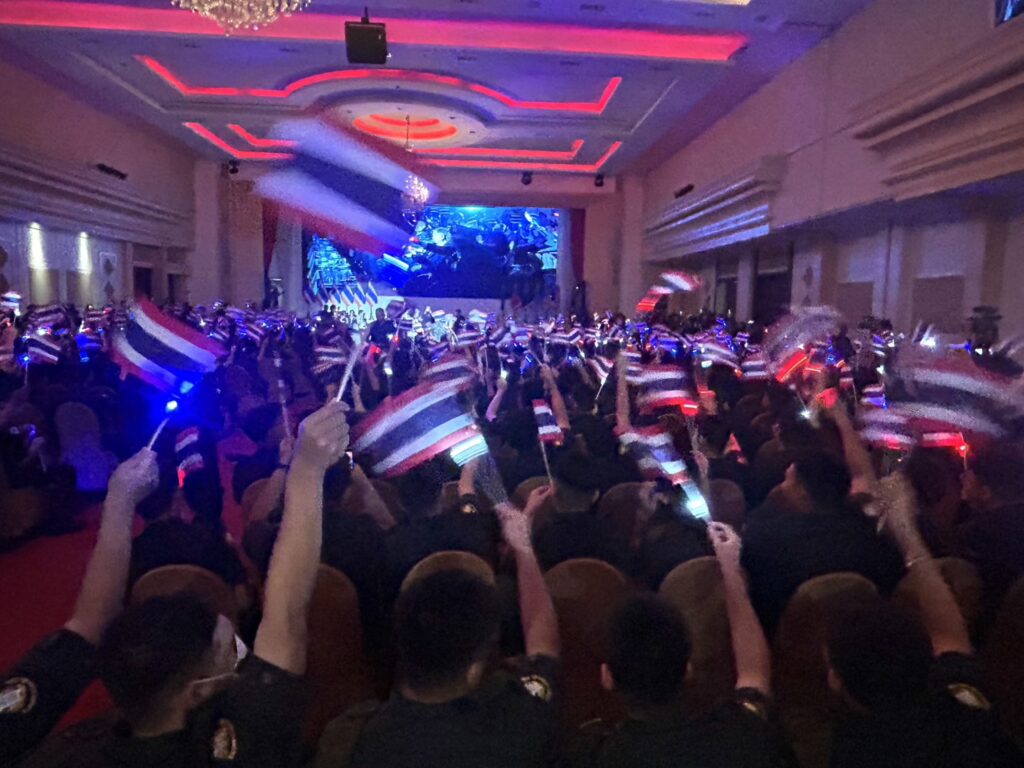 อผศ.ให้ความรู้ นศท. "แม่ทัพกุ้ง" ปลูกฝังจิตสำนึกรักชาติ