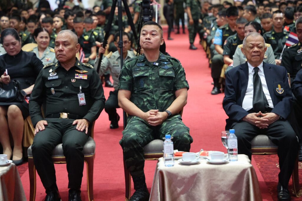 อผศ.ให้ความรู้ นศท. "แม่ทัพกุ้ง" ปลูกฝังจิตสำนึกรักชาติ