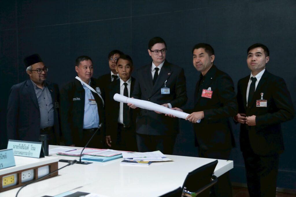 "บิ๊กโจ๊ก" แฉเส้นเงินเว็บพนัน โยงนายตำรวจใหญ่–นักการเมือง