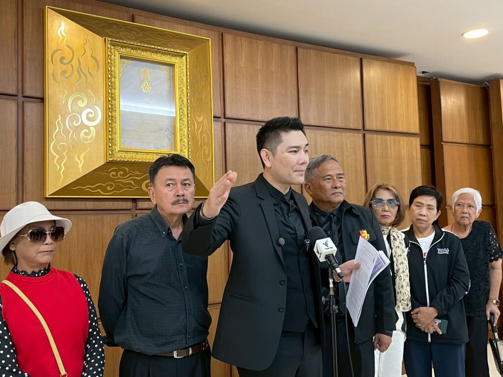 "ทนายอั๋น" ร้องสอบ จนท.สืบสวนฯ กกต.รับเงินคดีฮั้ว สว.