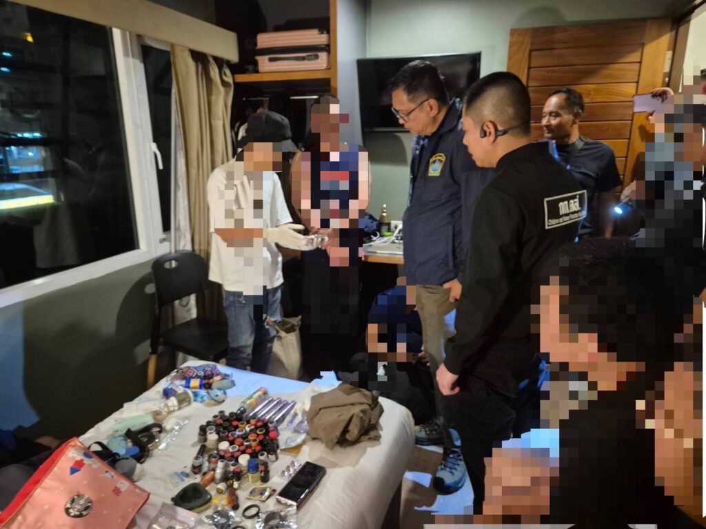 ดส.ทลายปาร์ตี้เซ็กซ์หมู่ จับแอดมินกลุ่มลับ X คาห้องพักรัชดา 