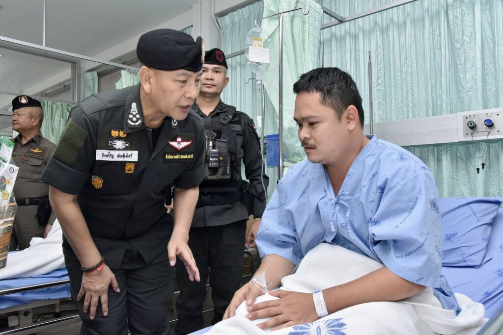 ผบ.ตร.เยี่ยม 6 ตชด.บาดเจ็บเหตุปะทะชายแดน