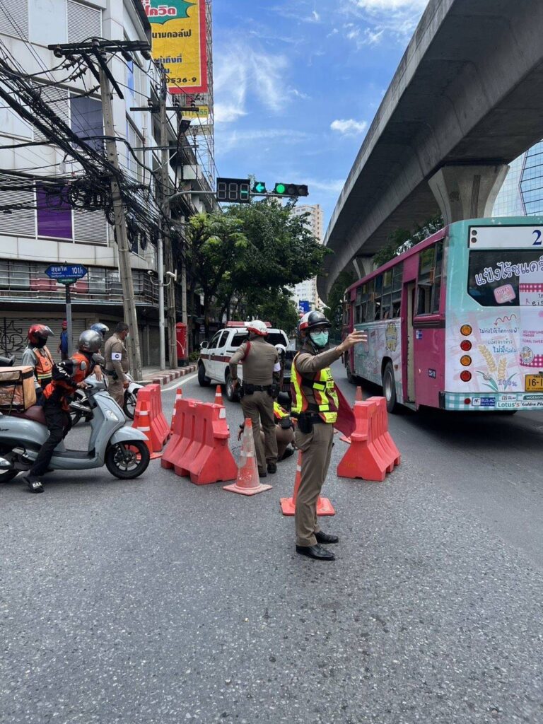 ระดมจราจร ดูแลประชาชนช่วงเทศกาลปีใหม่ 2569