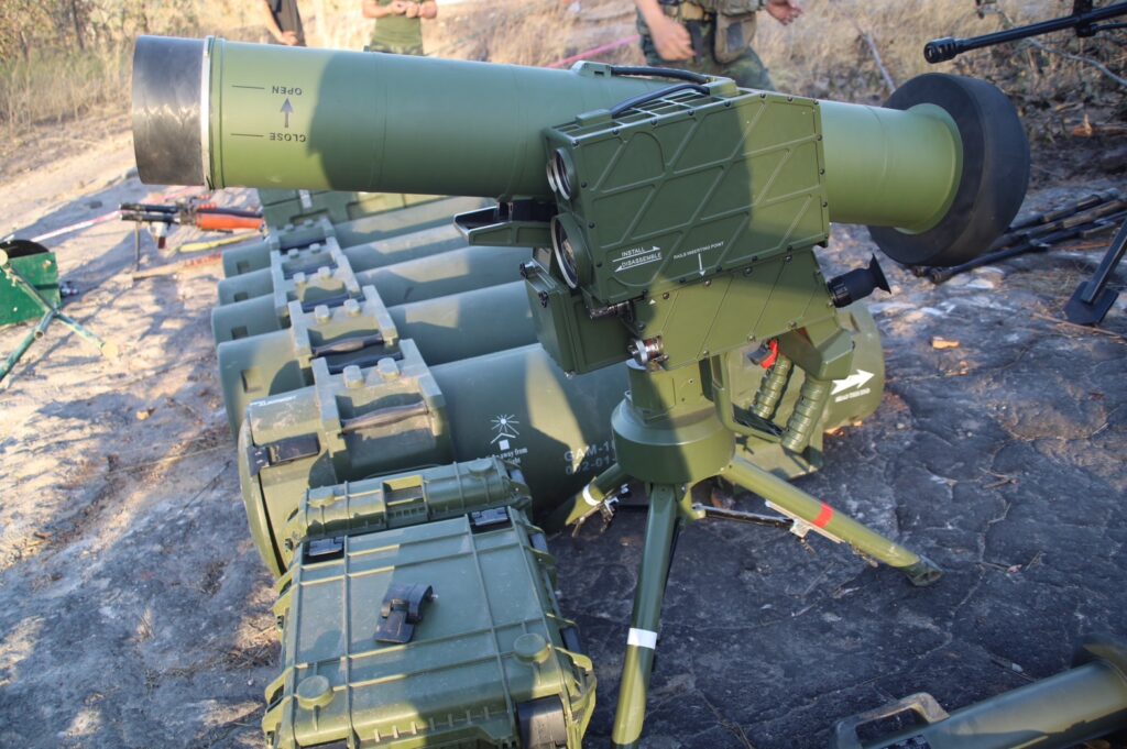 เนิน 500 ทัพไทยยึดคลังแสงเขมร อาวุธร้ายแรงจีนเพียบ