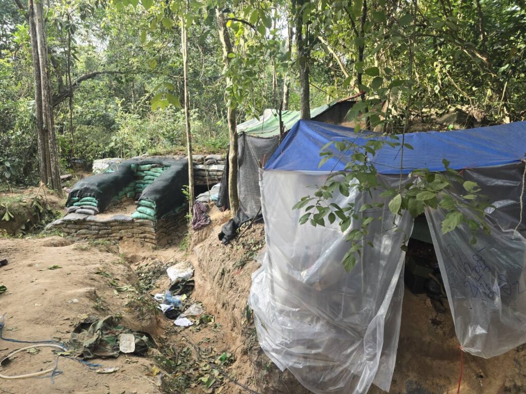 หลักฐานชัด! ฐานทหารกัมพูชาดคูเลต สร้างบังเกอร์ ยิงปืนใหญ่ รอบปราสาทคนา