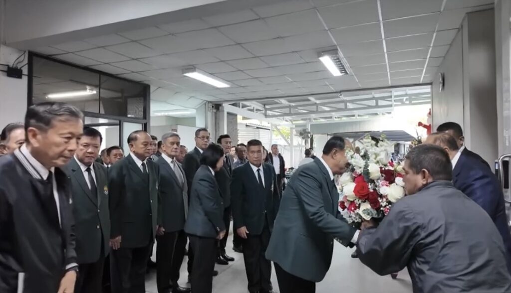 "บิ๊กป้อม" เปิดมูลนิธิป่ารอยต่อฯ อวยพรปีใหม่ ลั่นอายุ 80 ปี พอแล้ว