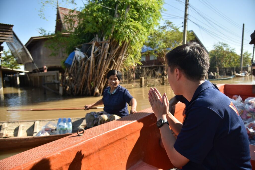 “เต้ ทวิวงศ์” จี้ รบ. หยุด 2 มาตรฐาน เร่งช่วยน้ำท่วมอยุธยา-ภาคกลาง