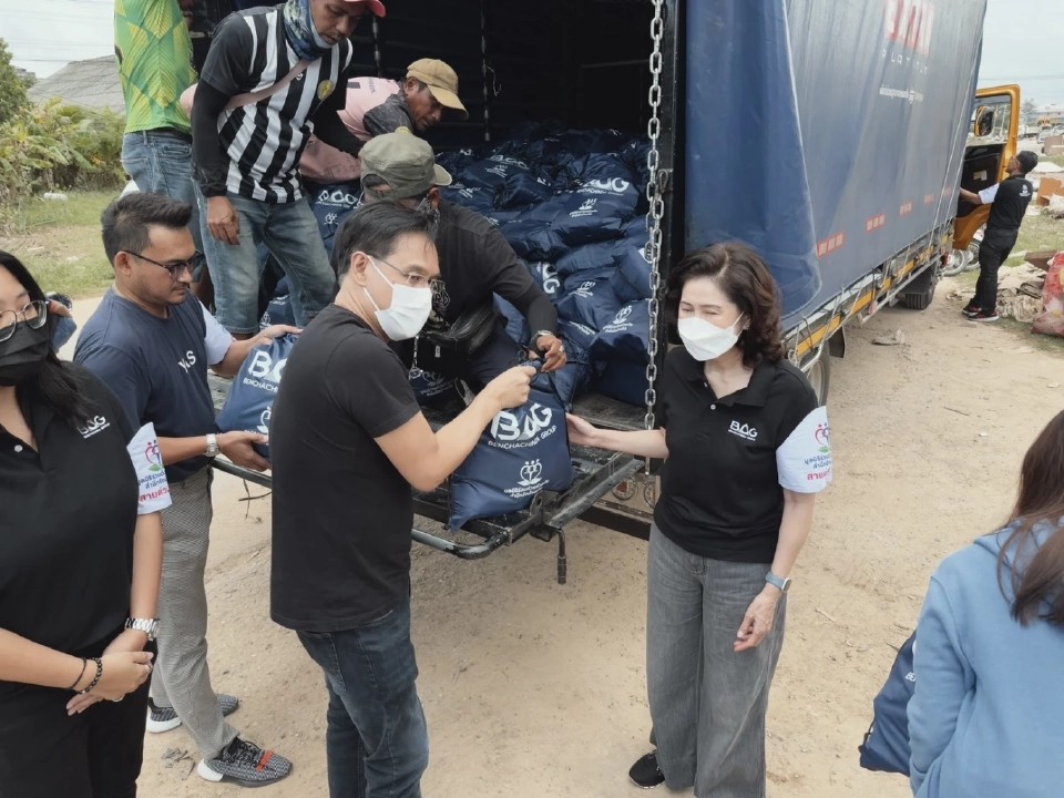 "ร่วมด้วยช่วยกัน" ช่วยเหลือผู้ประสบภัยน้ำท่วมหาดใหญ่