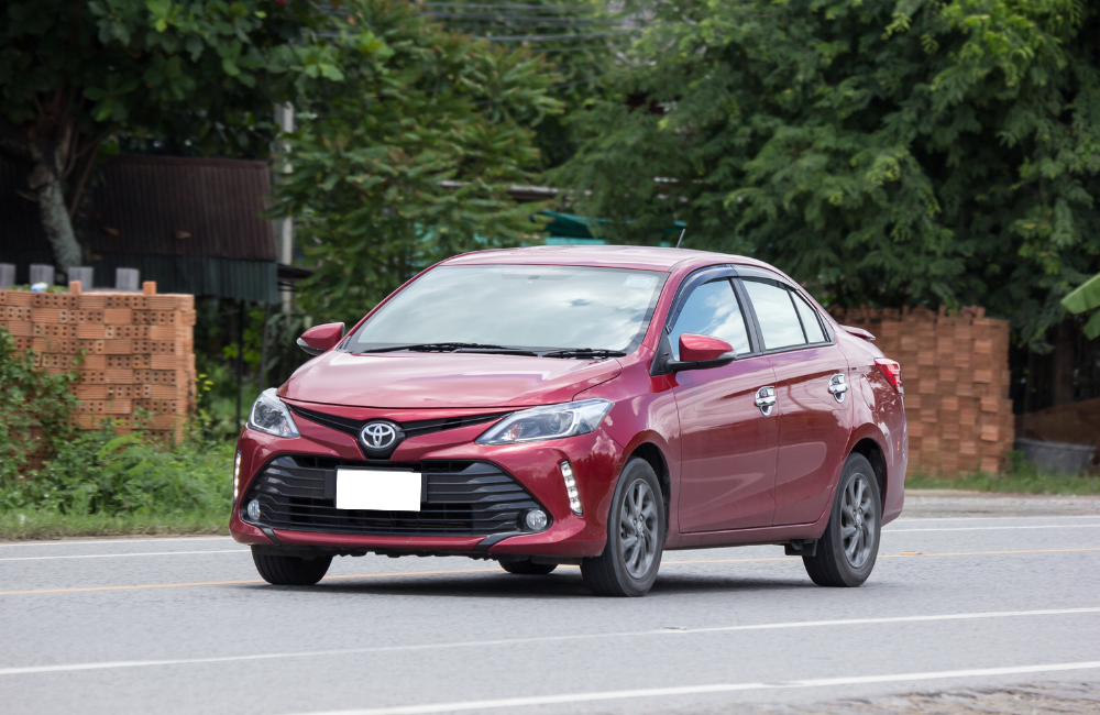 Toyota Vios มือสองเหมาะกับใคร รวมสิ่งที่ต้องรู้ก่อนออกรถ