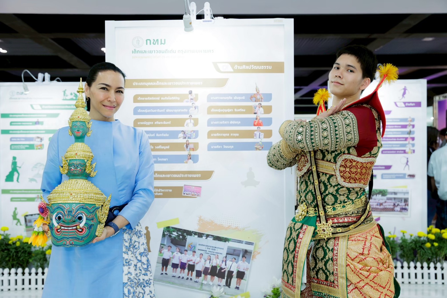 หน้าฝรั่งหัวใจไทยเกิน100 #มาโก้ศิลา ลูกชายคนเล็ก “ลอร่า ศศิธร วัฒนกุล” คนรุ่นใหม่หลงใหลศิลปะการแสดงโขน